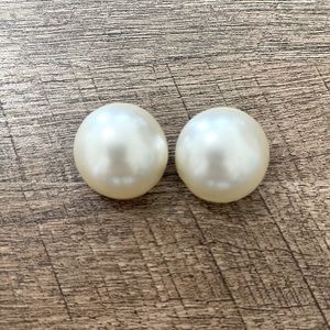 VTG Faux Pearl Clip-on Earrings